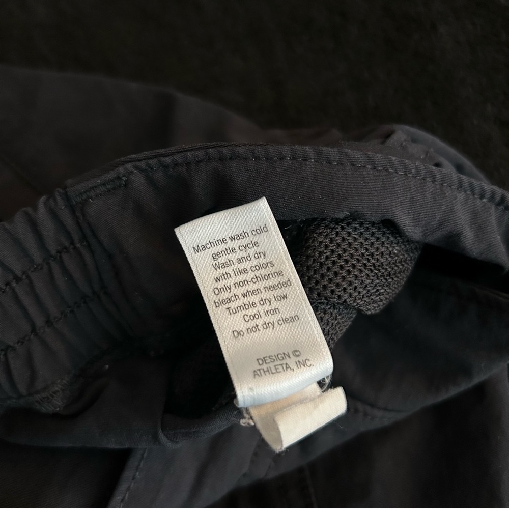 Athleta Womens Black Outdoor Casual Cargo Pants Elastic Waist Size 12 - Picture 9 of 9